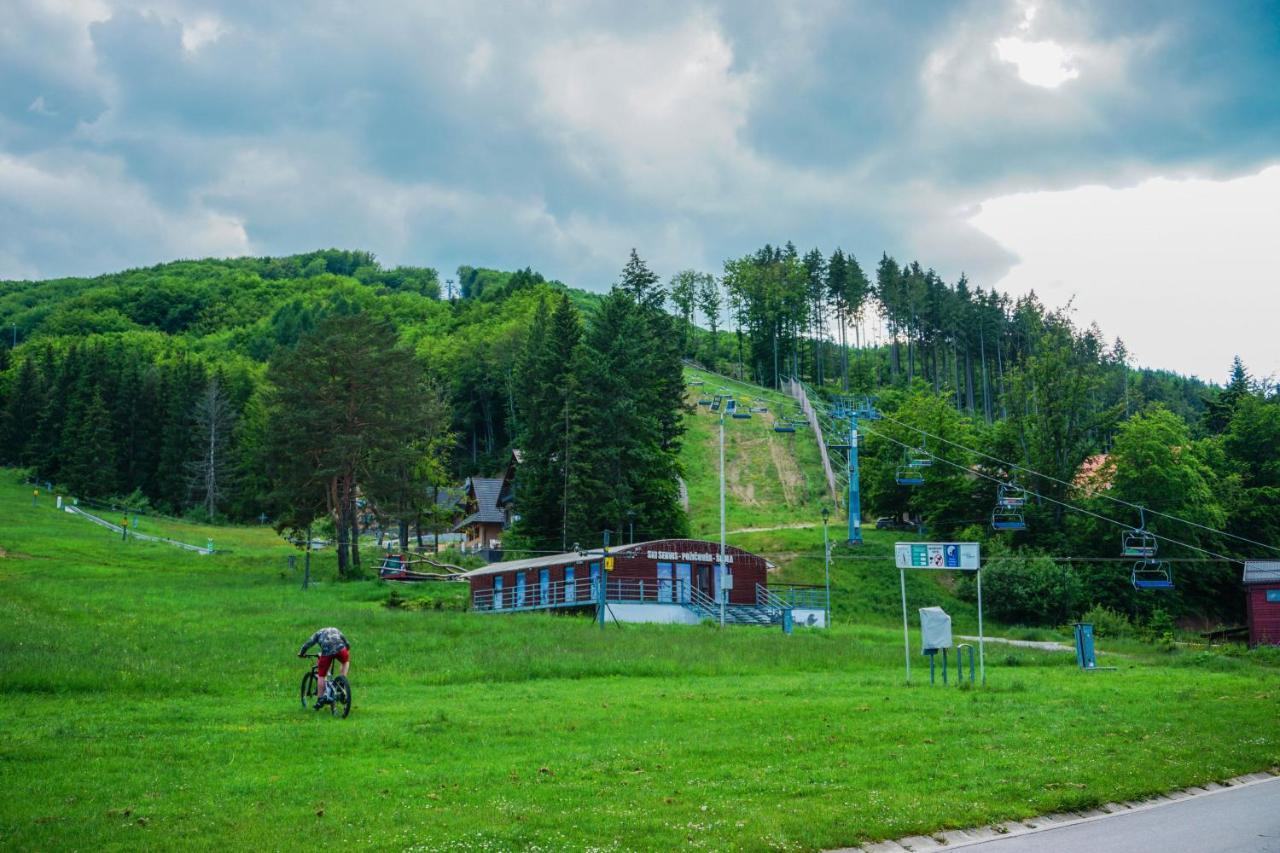 Apartmany Sport & Ski Valča Eksteriør bilde