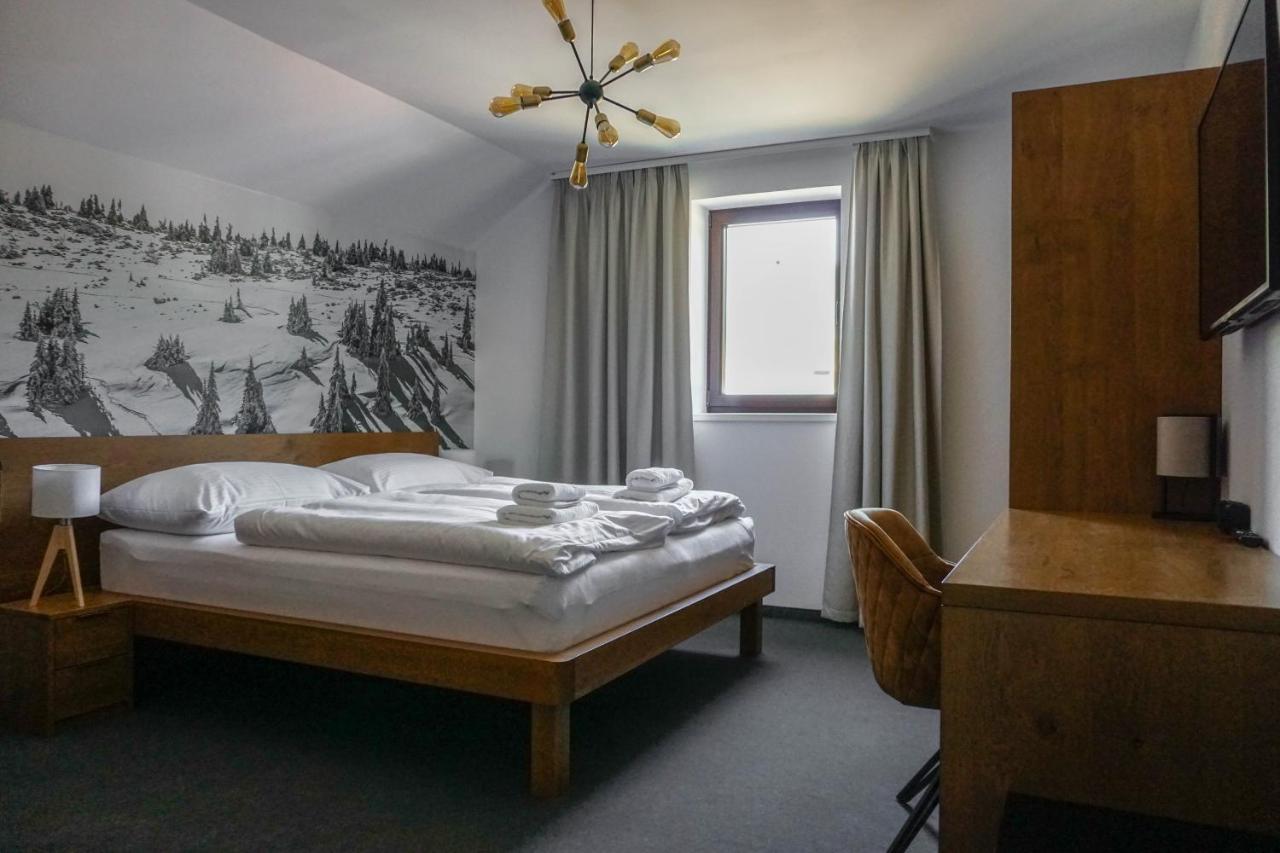 Apartmany Sport & Ski Valča Eksteriør bilde